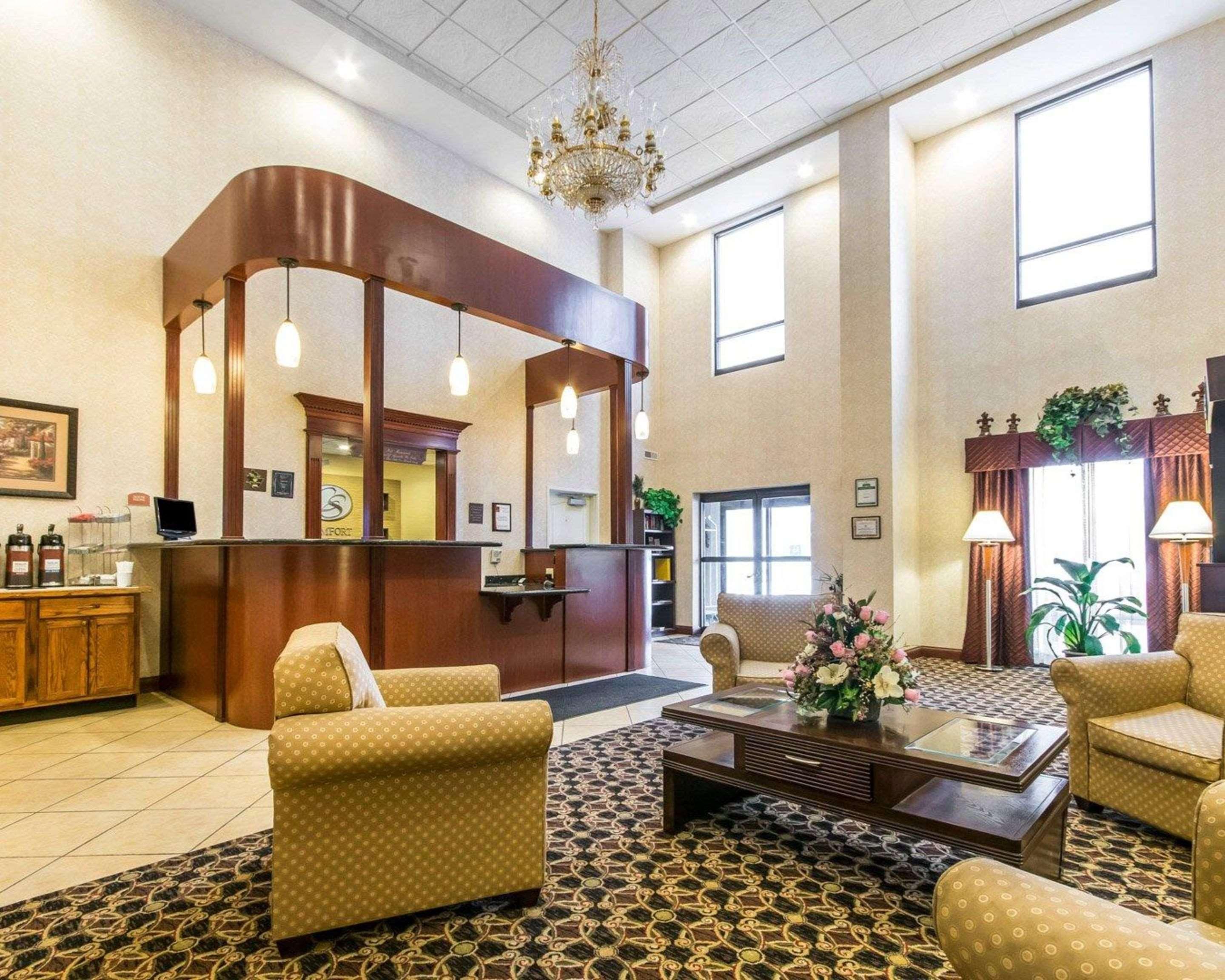 Comfort Suites South Point - Huntington Экстерьер фото