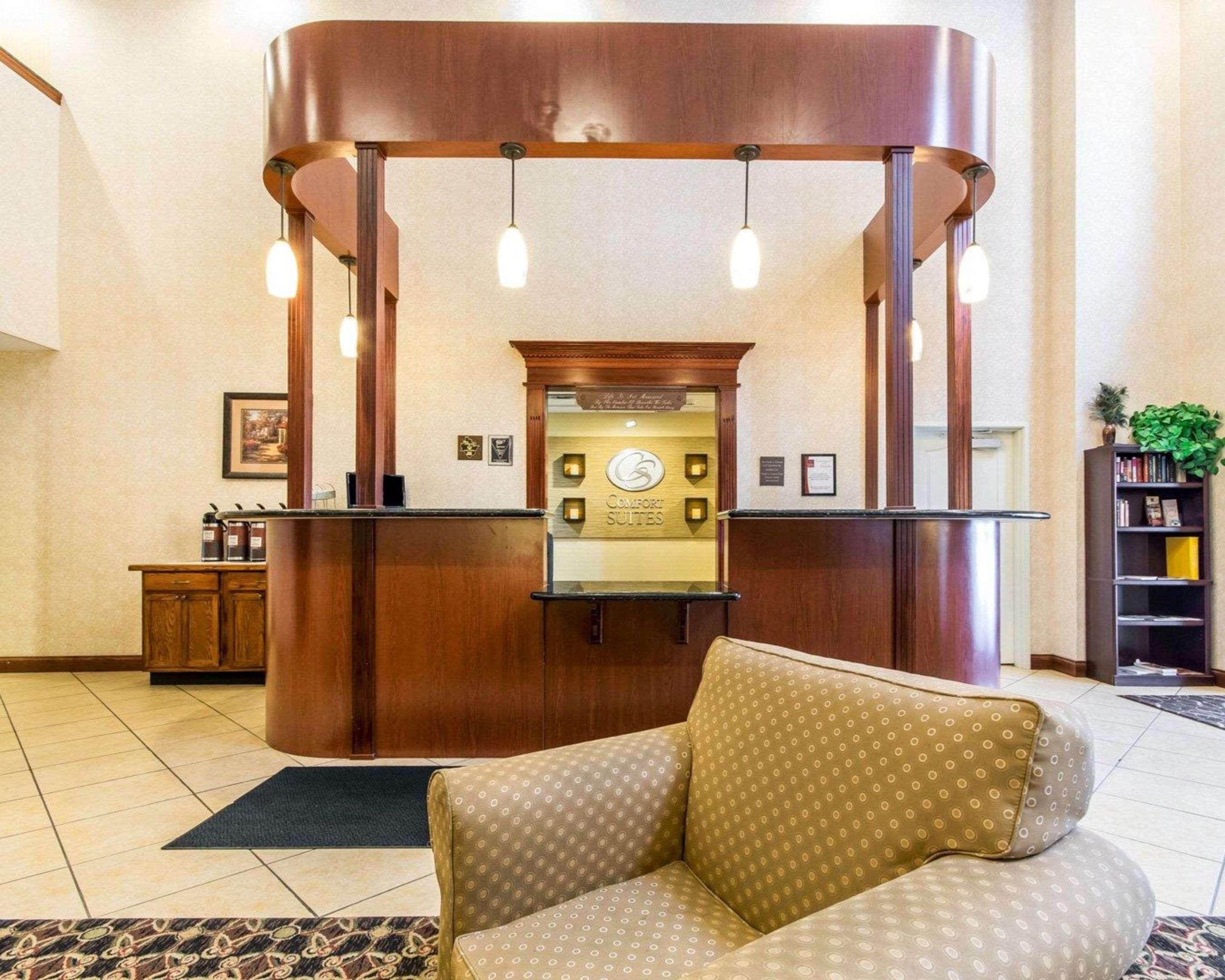 Comfort Suites South Point - Huntington Экстерьер фото
