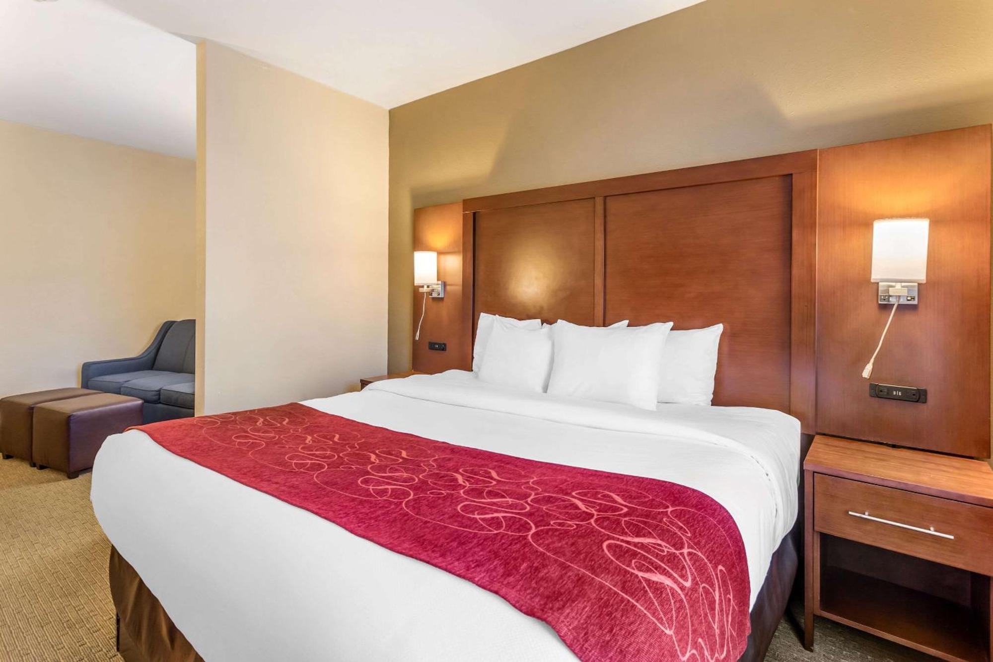 Comfort Suites South Point - Huntington Экстерьер фото