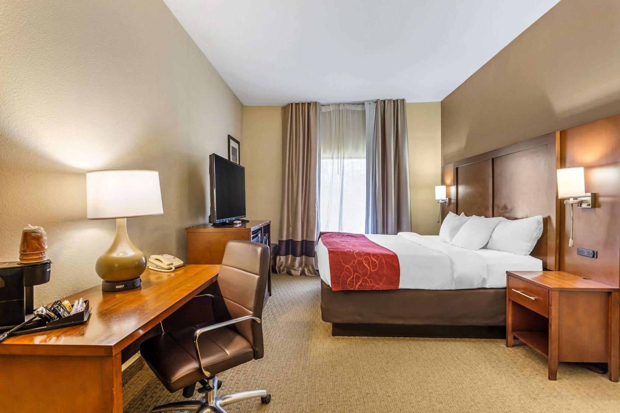 Comfort Suites South Point - Huntington Экстерьер фото