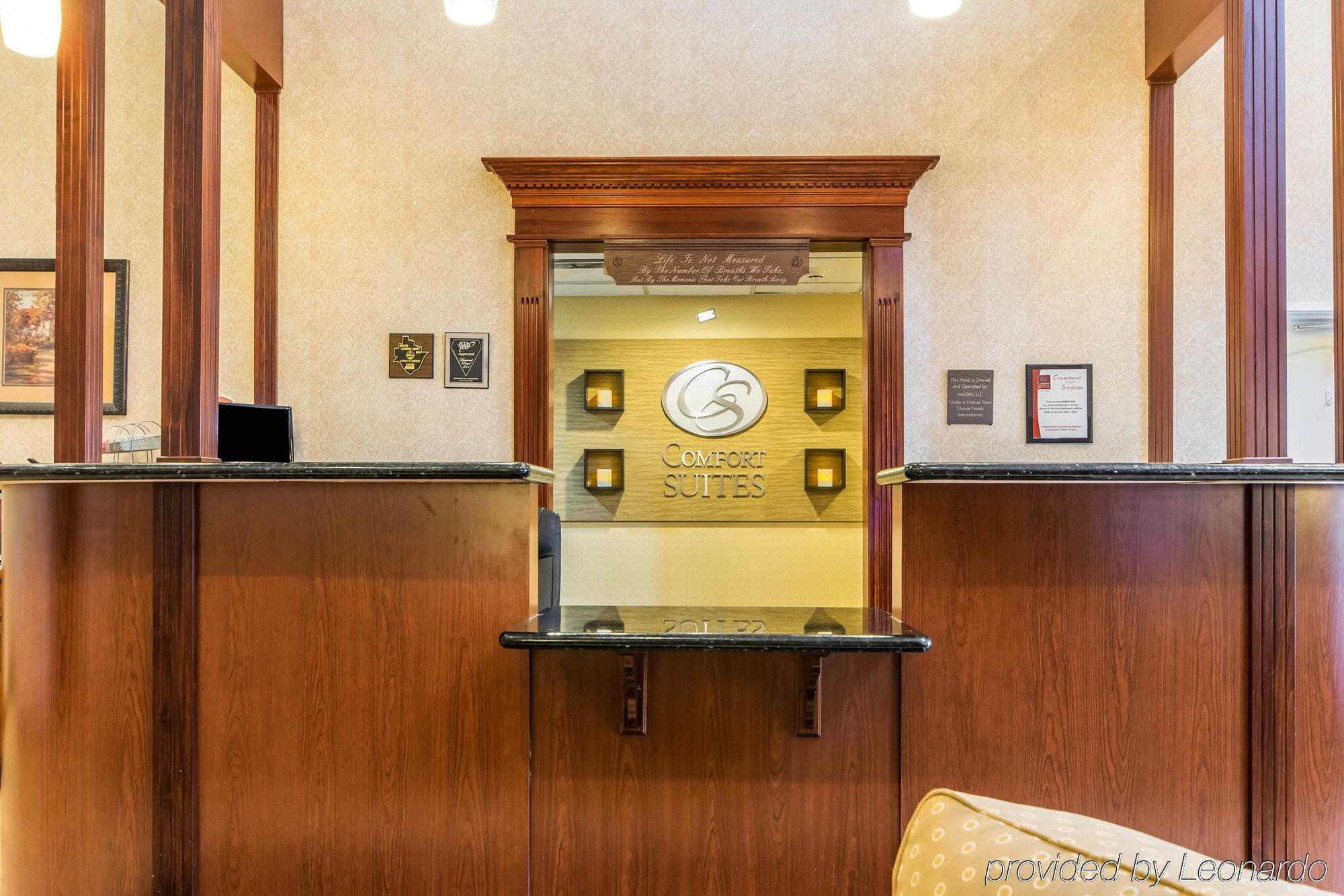 Comfort Suites South Point - Huntington Экстерьер фото